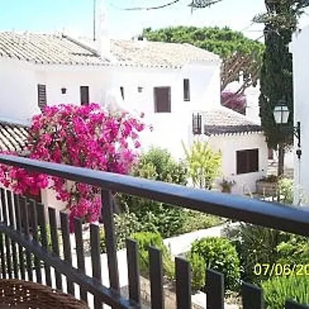Villa Casa 32 Charming 2 Bedroom Townhouse A Few Minutes Walk To The And Praca