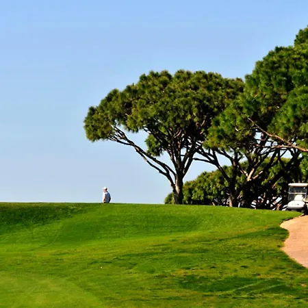 Villa Casa 32 Charming 2 Bedroom Townhouse A Few Minutes Walk To The And Praca Vale do Lobo