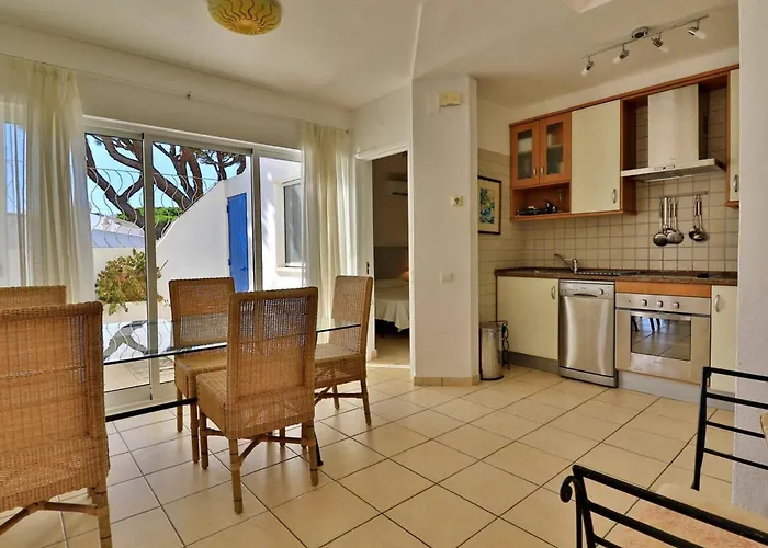 Willa Casa 32 Charming 2 Bedroom Townhouse Close To Vale do Lobo